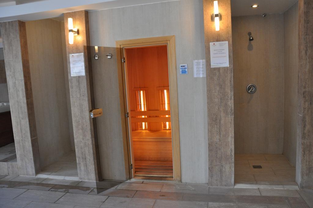 Aqua Wellness Apartments Hajdúszoboszló Værelse billede